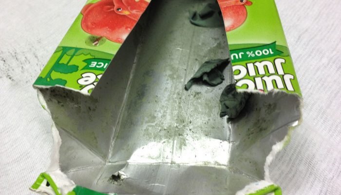 გამოიჩინეთ სიფრთხილე დაფასოებული წვენების შეძენისას. საშიშროება, რომელიც მათში იმალება