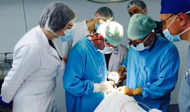 ქირურგებმა პაციენტის ამპუტირებული კიდურის შენარჩუნება მისი ფეხზე მიკერებით შეძლეს