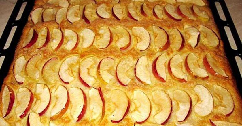 ვაშლის ნაზი და არომატული ღვეზელი - მზადდება წუთებში